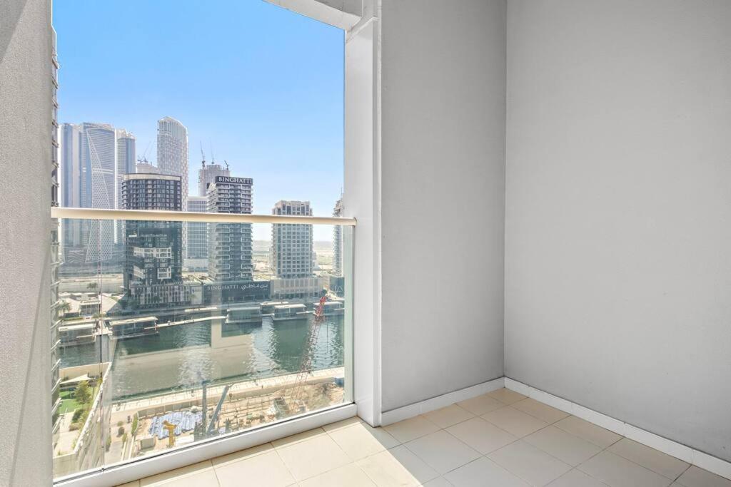 Cozy 1bhk With A Burj Khalifa View Dubai