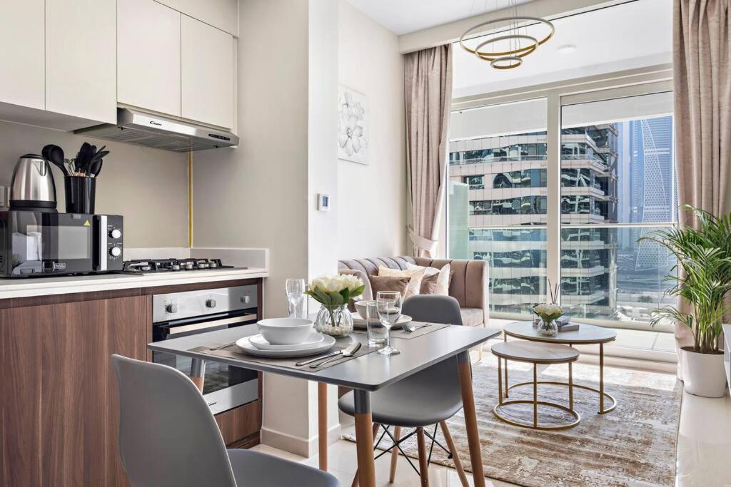 Apartment Cozy 1bhk With A Burj Khalifa View Dubai